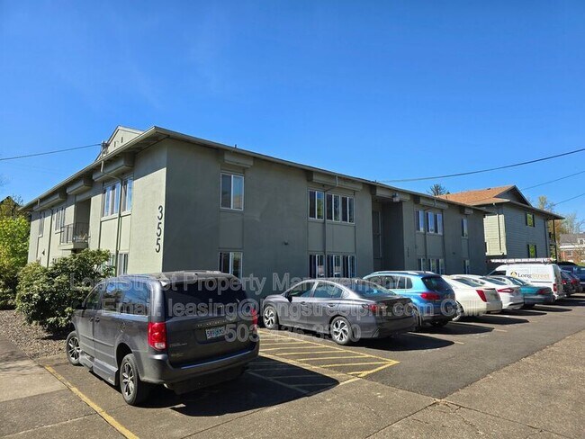 Foto del edificio - 355 SW 10th St