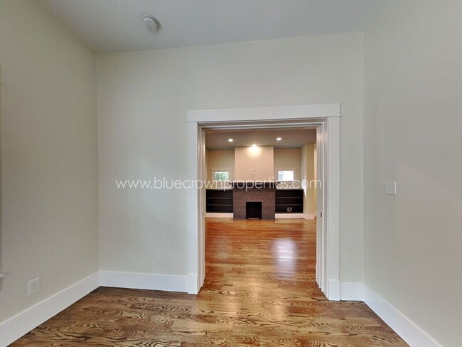 Building Photo - 5536 Tremont St