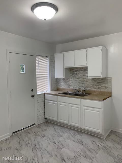 Building Photo - 2 br, 1 bath Townhome - 509 Seagull Ave