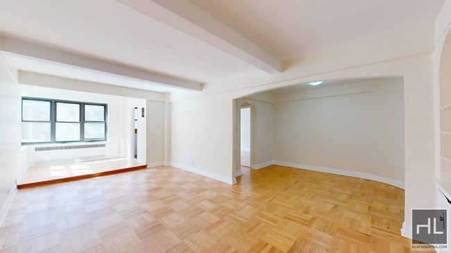 Building Photo - EAST 56 STREET