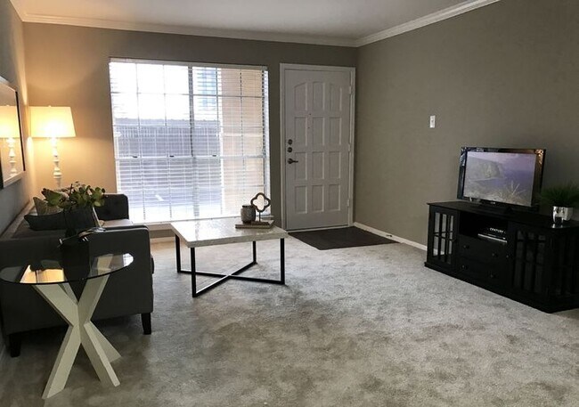 Foto del edificio - 10019 Regal Park Ln