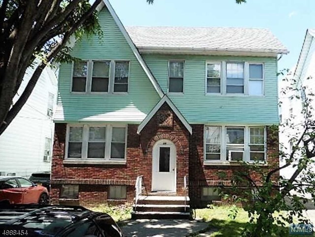 Primary Photo - 99 N 15th St