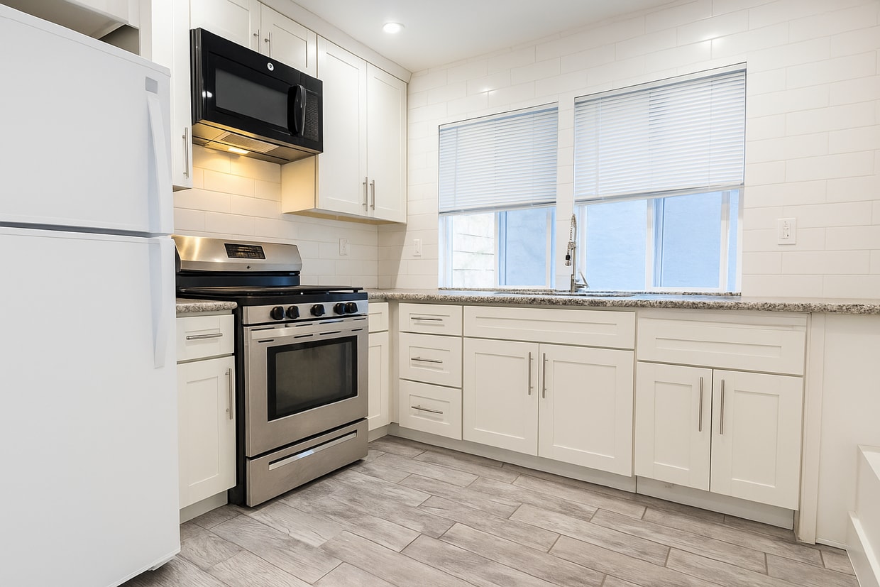 Photo - 5211 Mission St