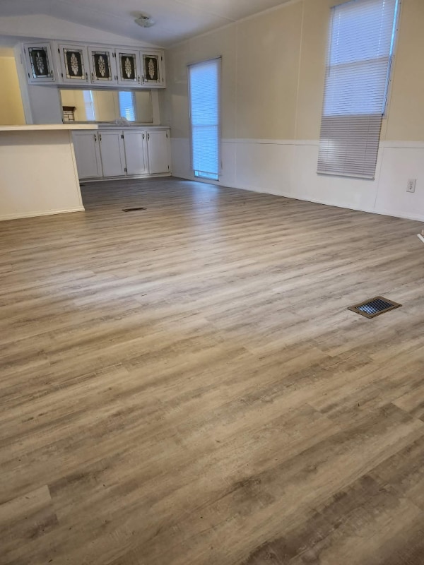 Building Photo - 3645 Crystal Creek Dr