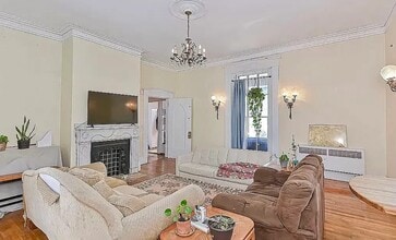 Building Photo - 48 Alleghany St