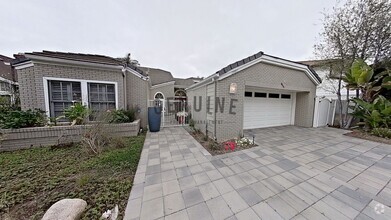 Building Photo - 29861 Weatherwood