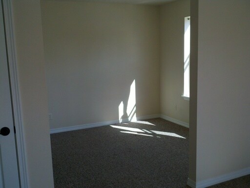 Building Photo - 1313 S Catlin St