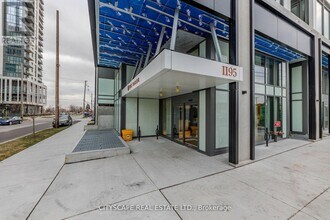Building Photo - 1195 The Queensway