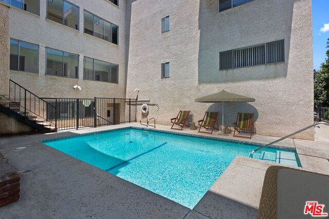 Foto del edificio - 1821 S Bentley Ave