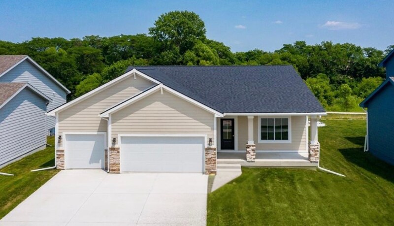Foto principal - 2109 NE EWING CIR