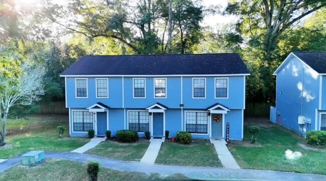 Building Photo - 1441 Hartford Hwy