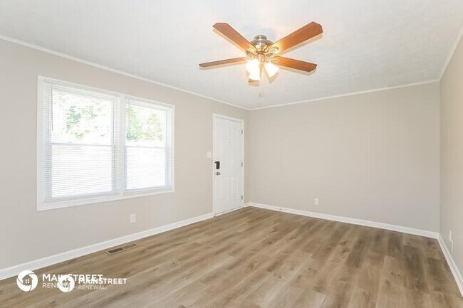 Foto del edificio - 333 CHERRY ST, SOCIAL CIRCLE, GA 30025