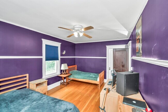 Building Photo - 404 Mt Auburn St