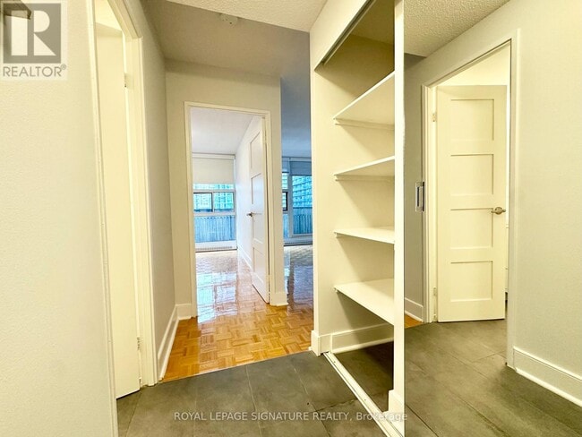 Photo du bâtiment - 33 Isabella St