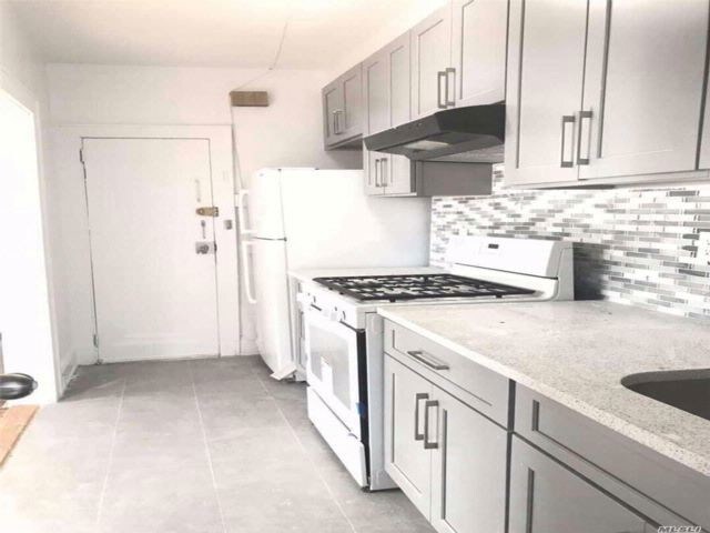 Building Photo - 104-11-104-48 48th Ave