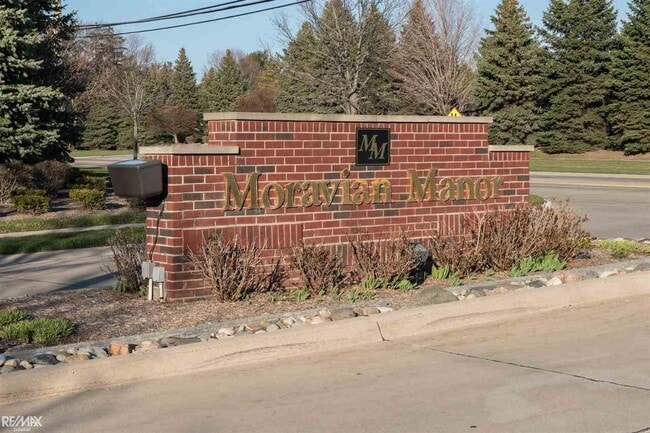 Building Photo - 14618 Moravian Manor Cir