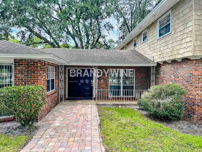Building Photo - ***1 month FREE RENT!!!***