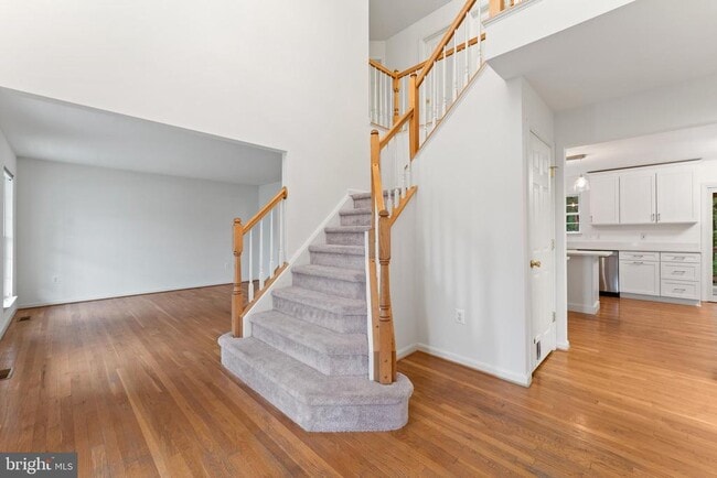Building Photo - 10105 Cotter Ct