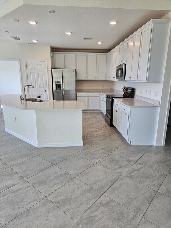 Building Photo - 11789 Grand Belvedere Way