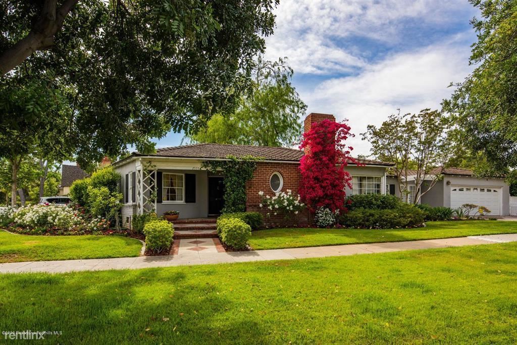 Primary Photo - 3 br, 2 bath House - 2335 Lorain Rd