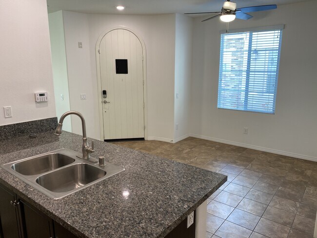 Foto del edificio - 28754 Calle de la Paz Dr