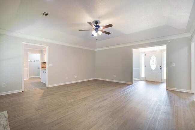 Building Photo - FOR RENT in NORTH COLUMBUS / DOUBLE CHURCHES AREA