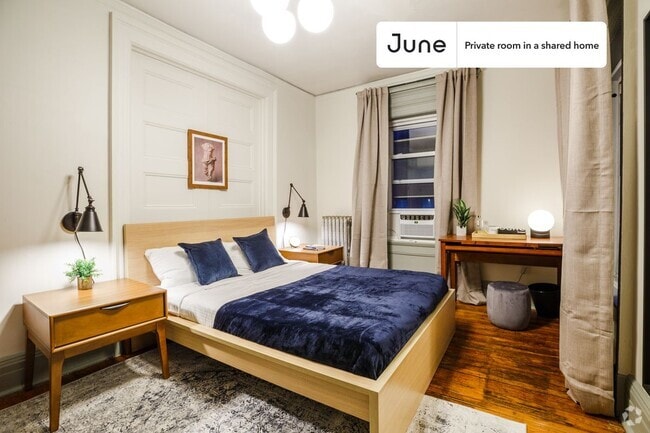 Building Photo - Private bedroom in 4 bed/1 bath Home
