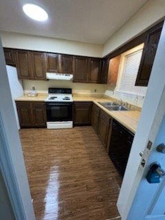 Foto del edificio - 4901 Wallingford Dr