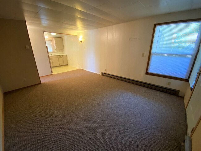 Building Photo - 805 N &#39;C&#39; St. #6-7