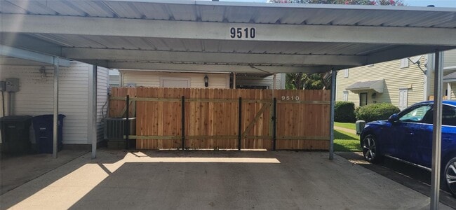 Building Photo - Move-in Ready 3 bed/ 2.5 bath home