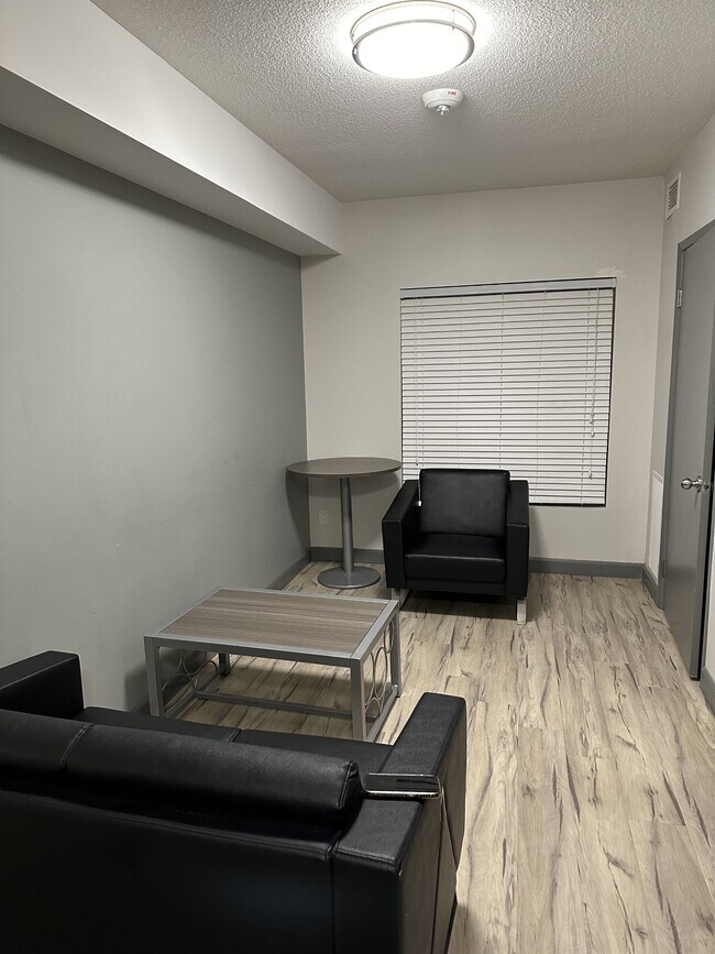 Photo du bâtiment - 258A-258A Sunview St