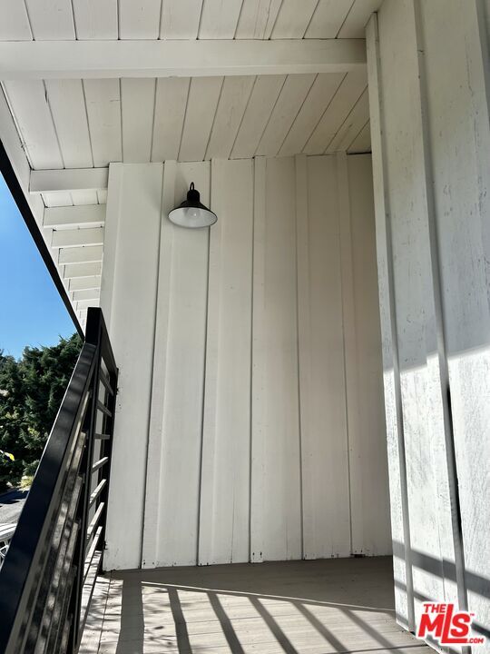 Building Photo - 4301 Verdugo View Dr