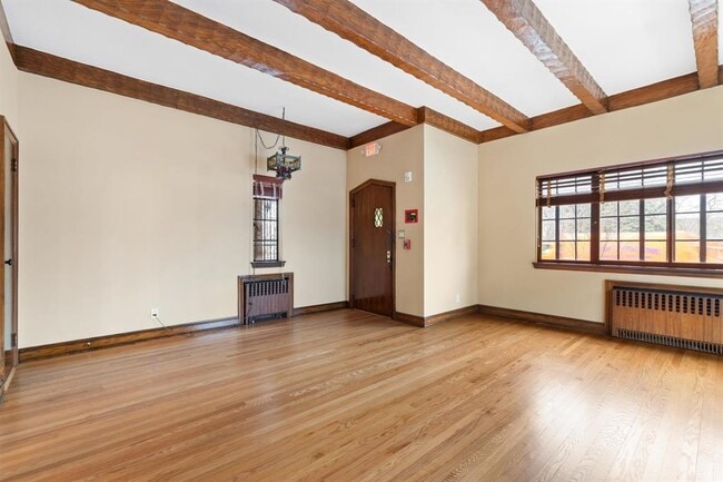 Building Photo - 2314 Palisade Ave