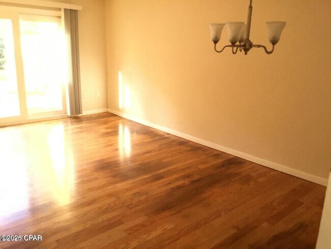 Foto del edificio - 1025 W 19th St