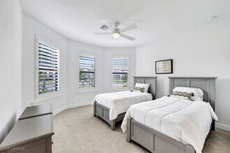 Building Photo - 9238 Plover Dr