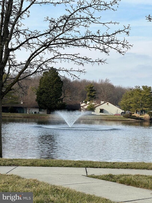 153 Birchfield Ct, Mount Laurel Township, NJ 08054 Room for Rent in