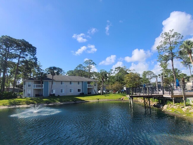 Building Photo - The Harbor