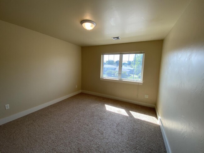 Foto del edificio - 2149 Durston Rd