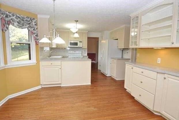 Building Photo - 19 Weyburn Way