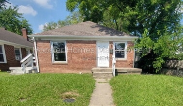 Building Photo - 932 N Leland Ave