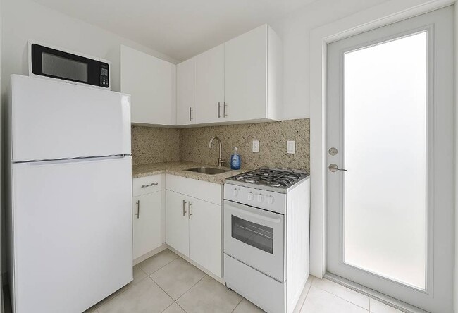 Foto del edificio - 9340 SW 24th St