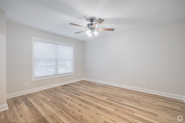 2BR, 2.5BA - 1,360SF - Second Bedroom - 420-432 Wren Crest Ln