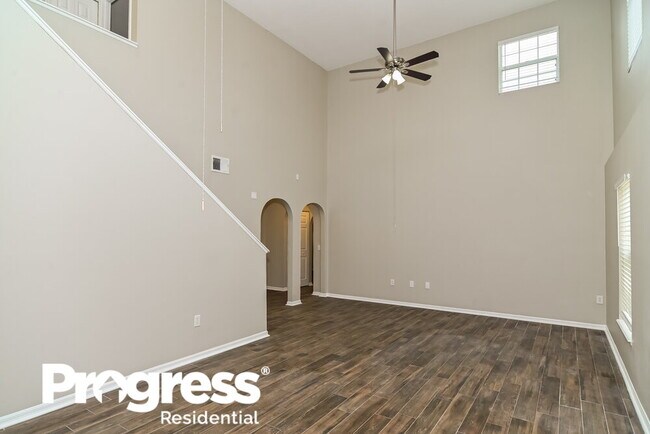Building Photo - 76243 Longleaf Loop