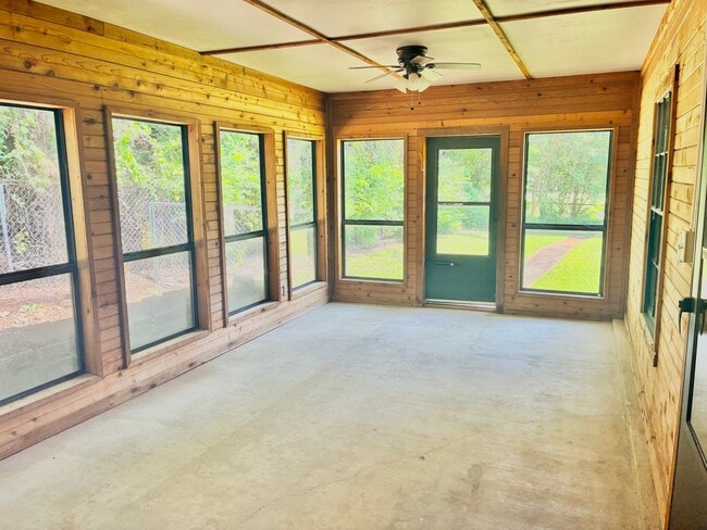 Foto del edificio - 4223 Skyview Ct