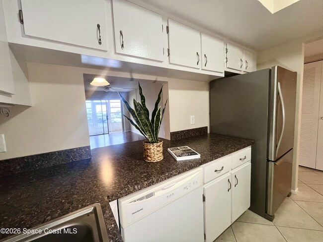 Building Photo - 3150 N Harbor City Blvd