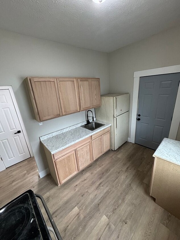 Foto principal - 1201 Shuler Ave