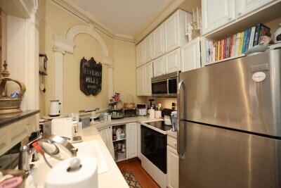 Primary Photo - 306 Commonwealth Ave