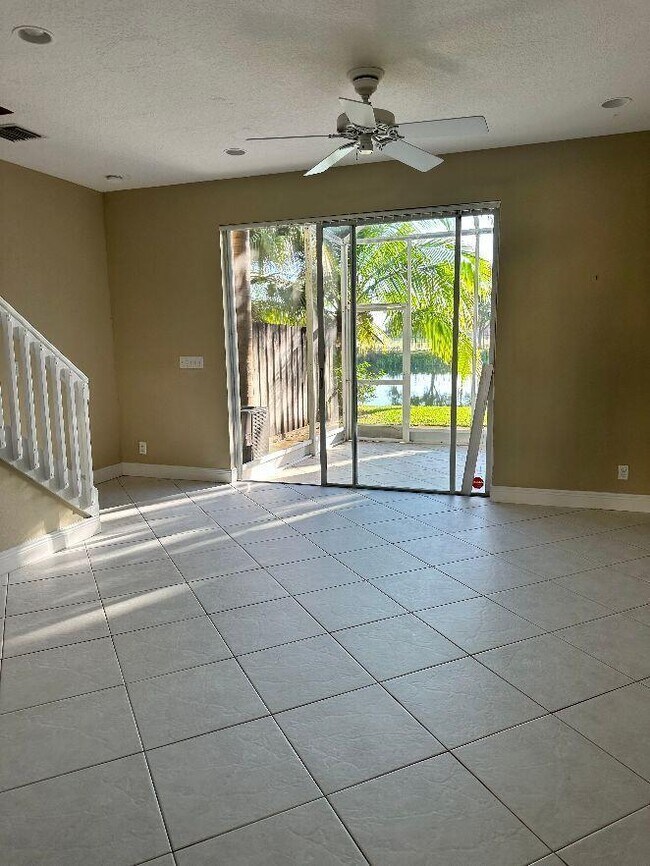 Foto del edificio - 7890 Sienna Springs Dr