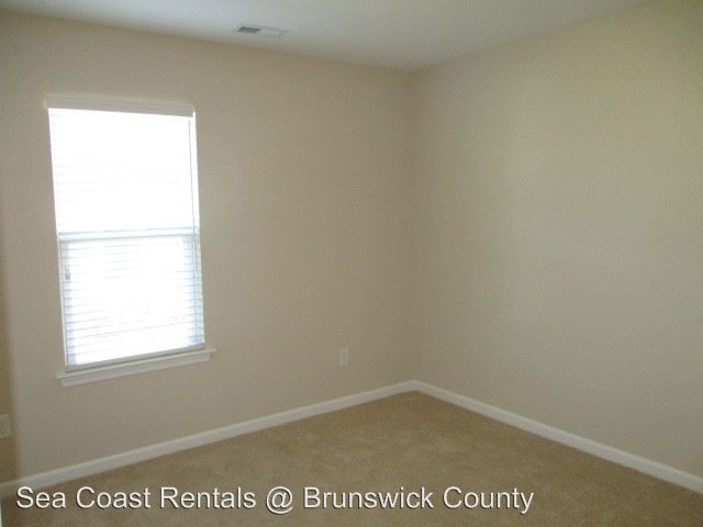 Building Photo - 4256 Cherry Laurel Ln SE