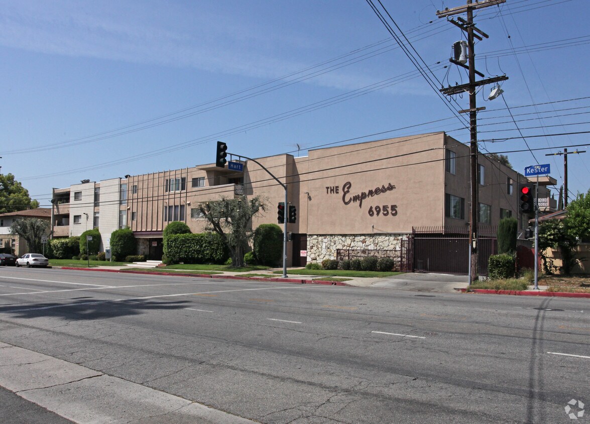 The Empress Apartments Apartments in Van Nuys, CA